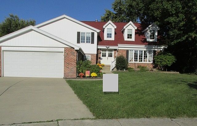 1st image of 8514 Hollywood Dr