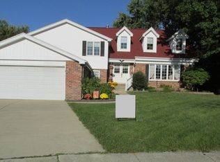 8514 Hollywood Dr, Orland Park, IL