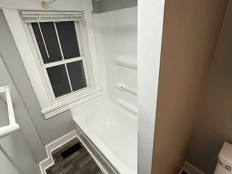 101 Green St #101 — Photo 14
