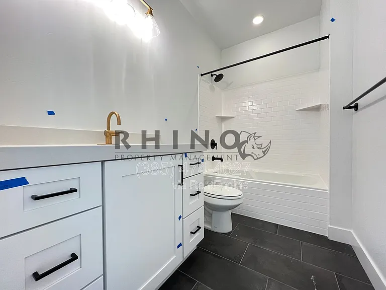 4634 S Locust Hills Ct — Photo 13