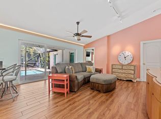 2501 NW 38th St, Boca Raton, FL 33434