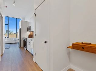 1030 W Van Buren St #1804, Chicago, IL 60607