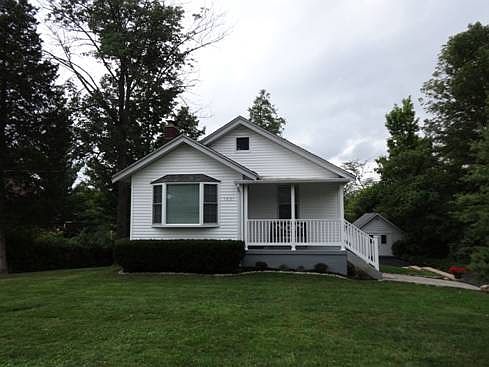 2nd image of 1031 Burns Ave
