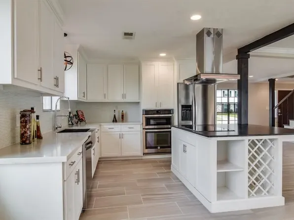 2019 Longhorn Dr, Houston, TX 77080