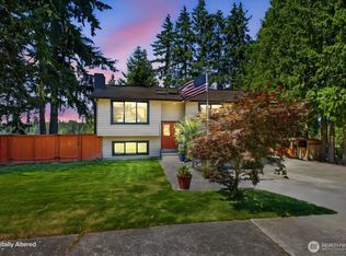 Kingsgate, Kirkland, WA 98034