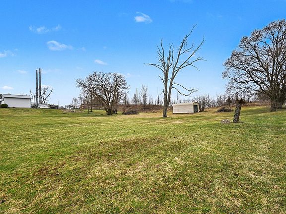 5th image of 69594 Anderson Rd