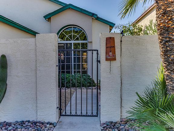 Beautiful Gated Entry
