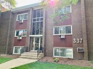 337 S Maple Ave APT 13, Oak Park, IL 60302