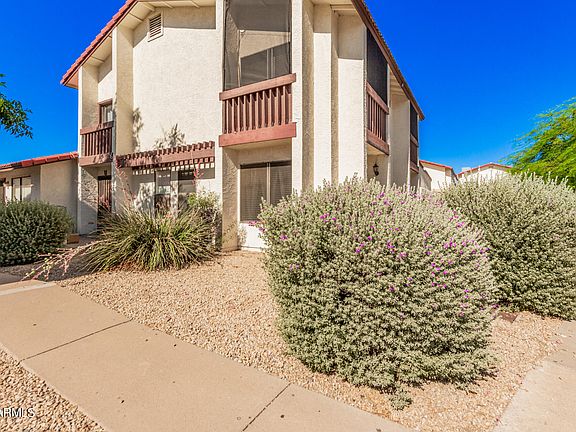 2nd image of 2830 E Beck Ln Unit 1