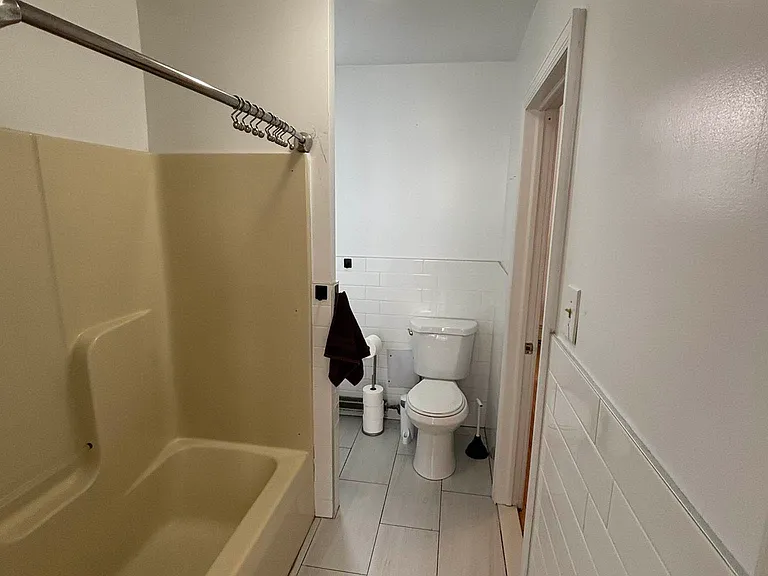 1683 Lexington Ave #7 — Photo 7