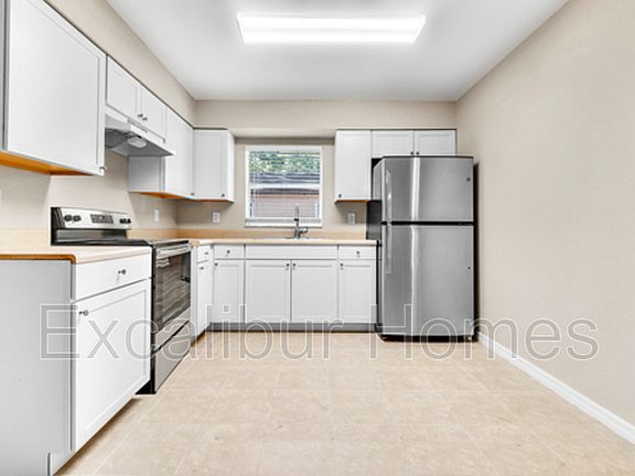 5th image of 1110 Birchwood Ct #A