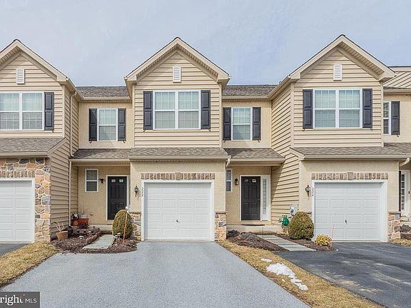 2nd image of 222 Kennedy Dr