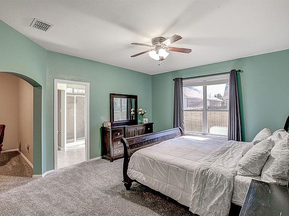 3rd image of 5864 Misty Breeze Dr