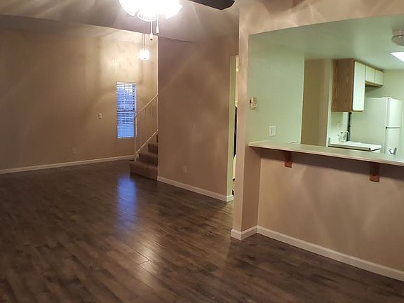 3rd image of 1745 Round Mountain Cir