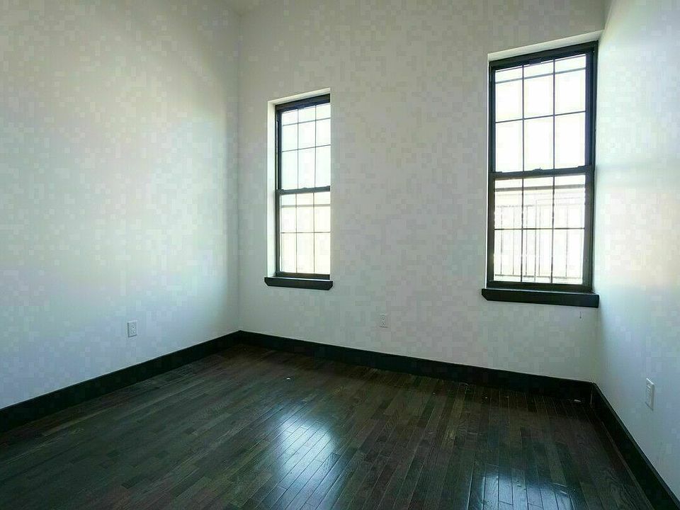 1st image of 216 Knickerbocker Ave #3L