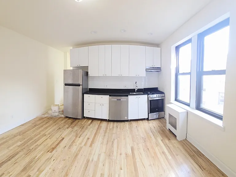 13209 Maple Ave #43D — Photo 3