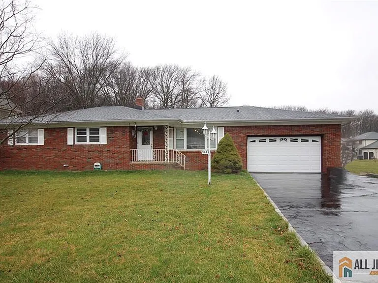 968 New Dover Rd — Photo 1