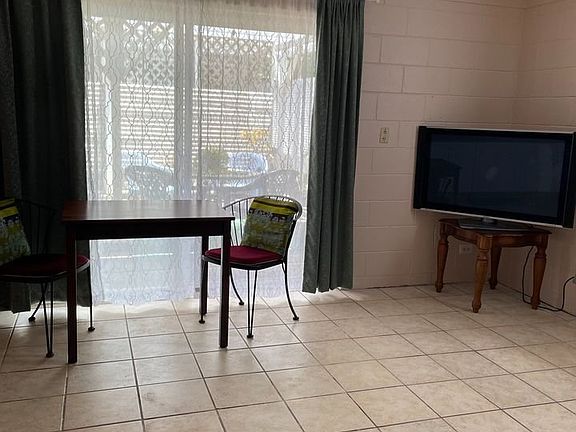2nd image of 365 Aliiolani St #A1