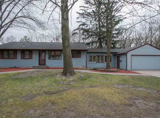 1328 28th St SE, Cedar Rapids, IA 52403