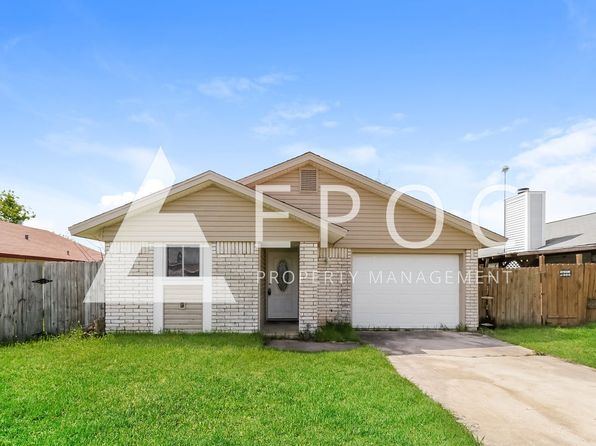 2208 Creekwood Dr