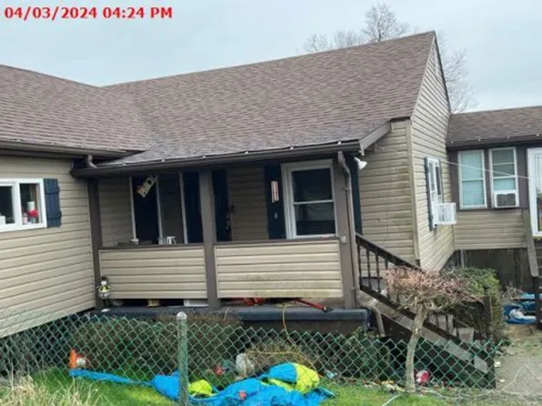 26 Mulberry St, Belle Vernon, PA 15012