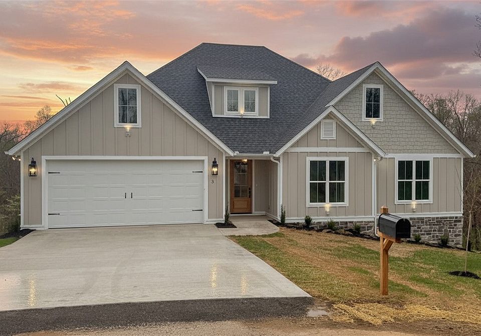 1st image of 3 Anchinleck Cir