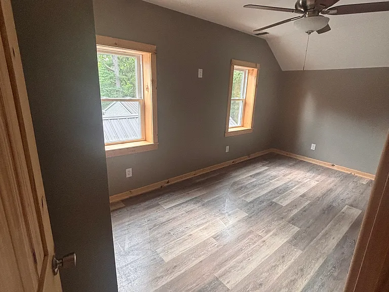 100 Spring St #2 — Photo 9