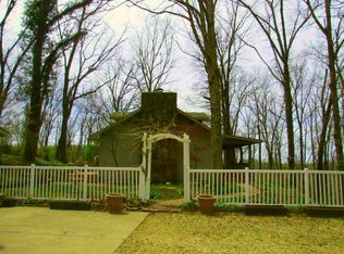 482 Tilden Rd, Galena, MO 65656