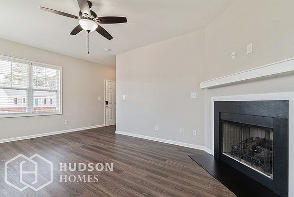 4th image of 1001 Laurel Leaf Rd