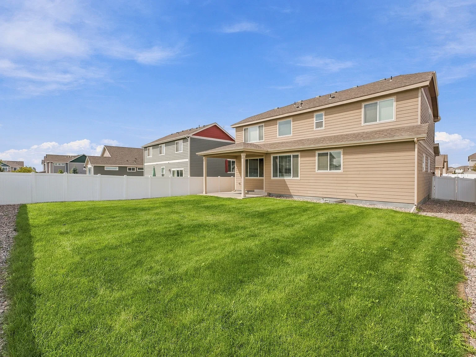 4 bed, 2450 sqft, $3,050 — Photo 3