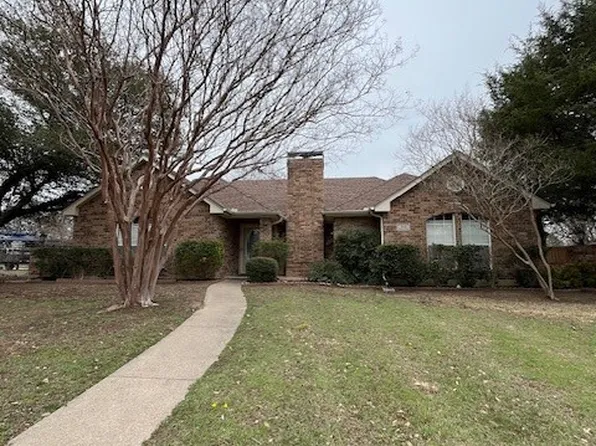 214 Pecan Creek St, Red Oak, TX 75154