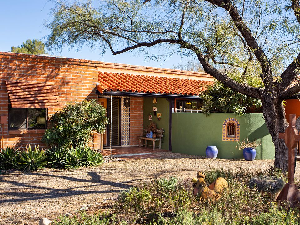 1st image of 2366 Camino Esplendido