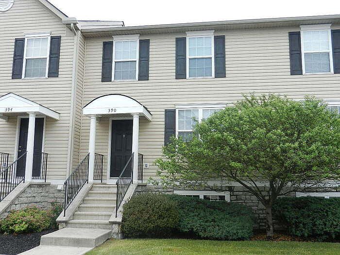 1st image of 390 Douglasfir Dr #390