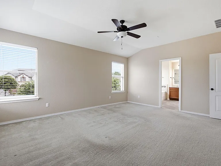 2950 E Old Settlers Blvd #29 — Photo 25