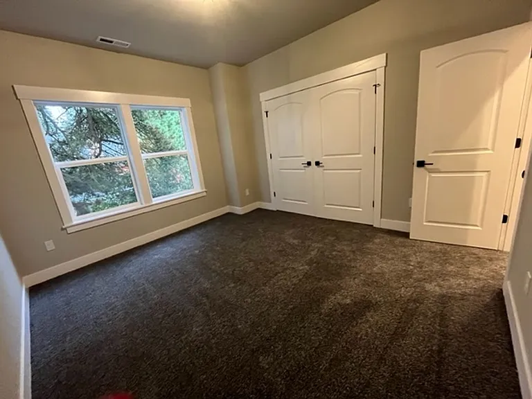 310 S River St — Photo 12