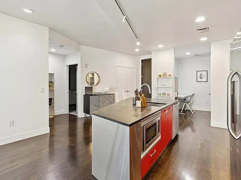 1200 Acoma St #303 — Photo 9