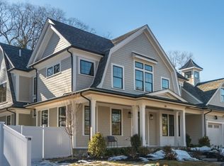 551 Greendale Ave, Needham, MA 02492