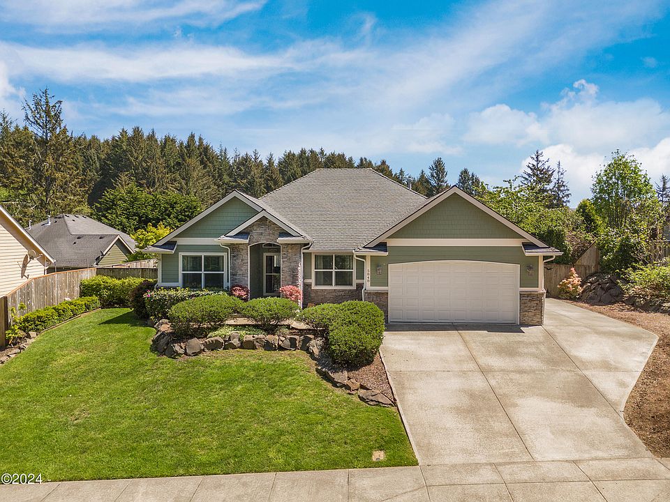 1st image of 5848 NE Voyage Ave
