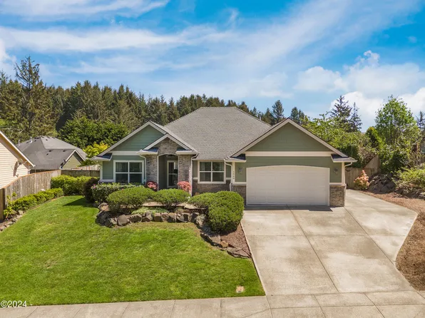 5848 NE Voyage Ave, Lincoln City, OR 97367