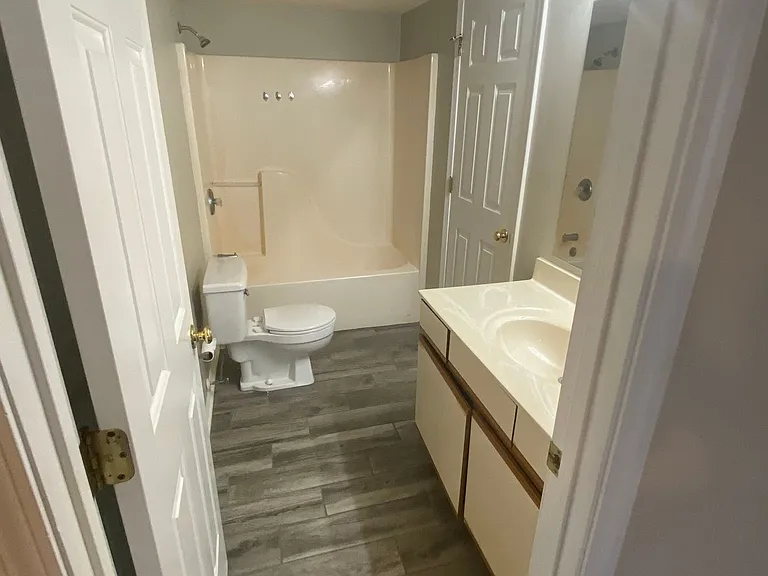 2416-2418 Santa Rosa Ct — Photo 13