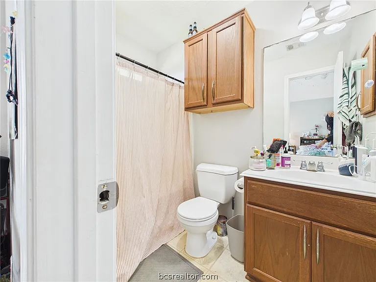 1006 Crested Point Dr — Photo 13