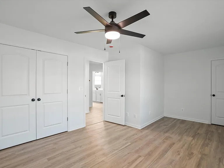 116 Windsor Knit Rd — Photo 2