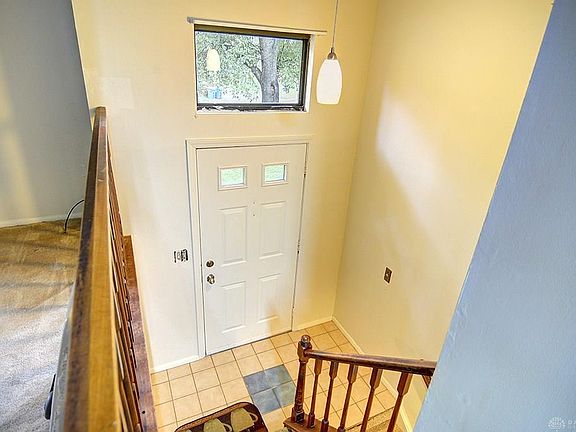 3rd image of 4297 Linchmere Dr