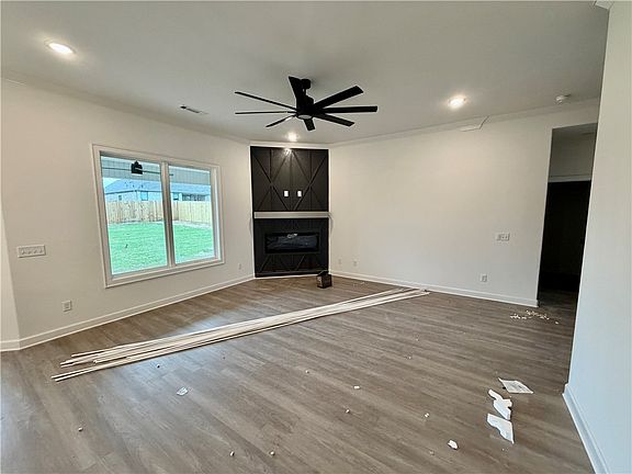 2nd image of 1810 Ferguson St