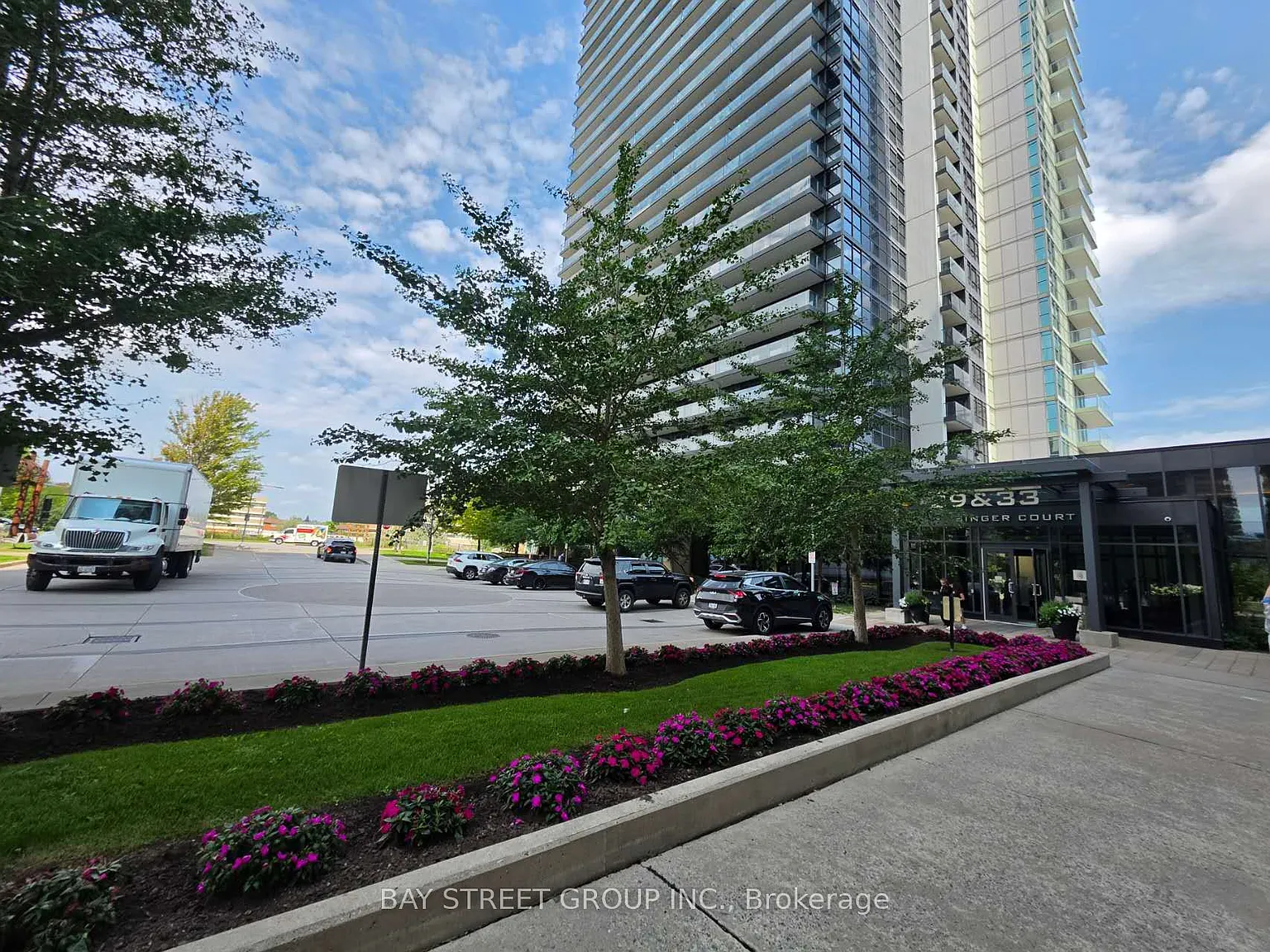 3 bed, $3,580 — Photo 3