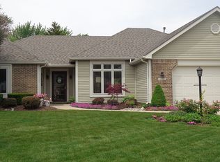 8833 Hunters Knoll Run, Fort Wayne, IN 46825
