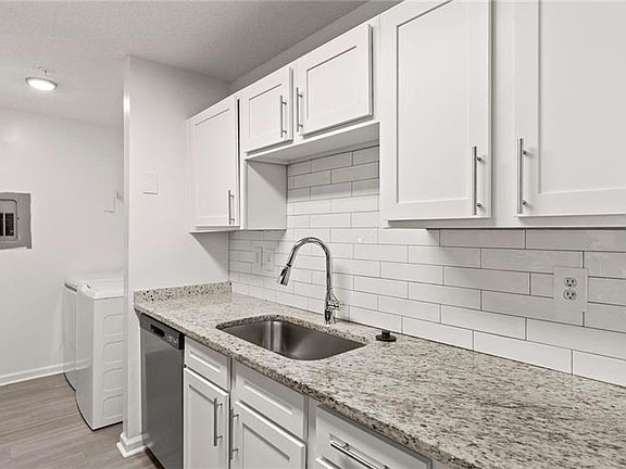 5th image of 860 Rock Quarry Rd #2-0501