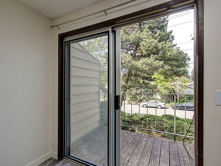 919 U St — Photo 10