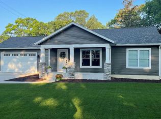 2318 Sherman St, Muskegon, MI 49445