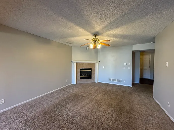 2 bed, 2.0 bath, 1142 sqft, $1,475 — Photo 4